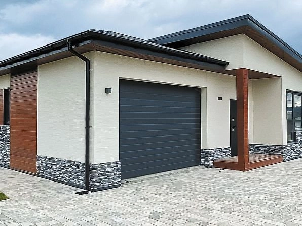 Секционные ворота 3600х2600 мм антрацитовые DoorHan RSD02, kyzyl.doorhan.ru